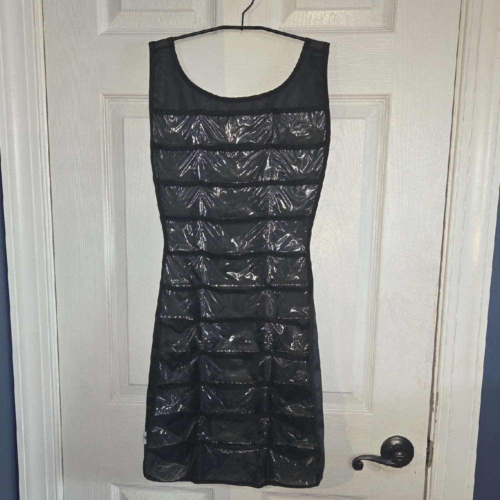 Elegant Black Hanging Jewelry Organizer